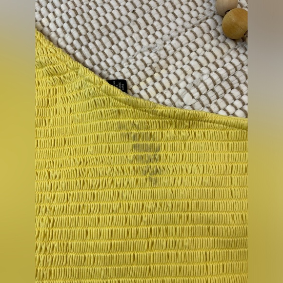 Rue 21 yellow one shoulder crop top - Picture 4 of 4